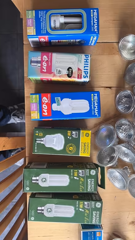 Photo of free Various light bulbs (Shrewsbury) #3