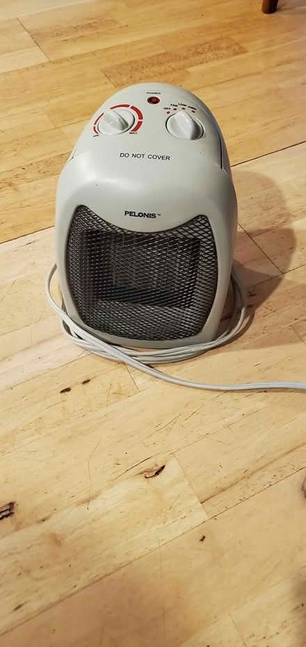 Photo of free Electric space heater (Burien near Seahurst) #1