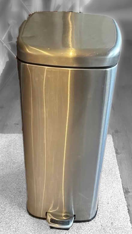Photo of free Pedal bin (Princes Risborough HP27 9) #1