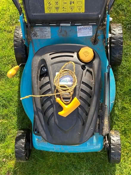 Photo of free Rotary petrol mower - needs cord (South Farnham, GU9) #4