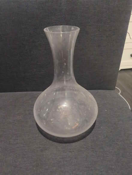 Photo of free Glass vase (En20pd) #1
