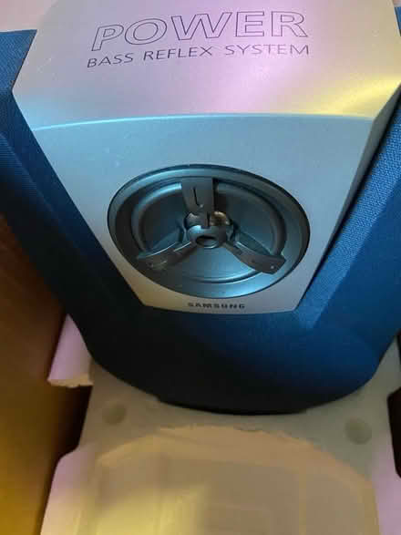 Photo of free Pair of speakers (Dorridge B93) #3