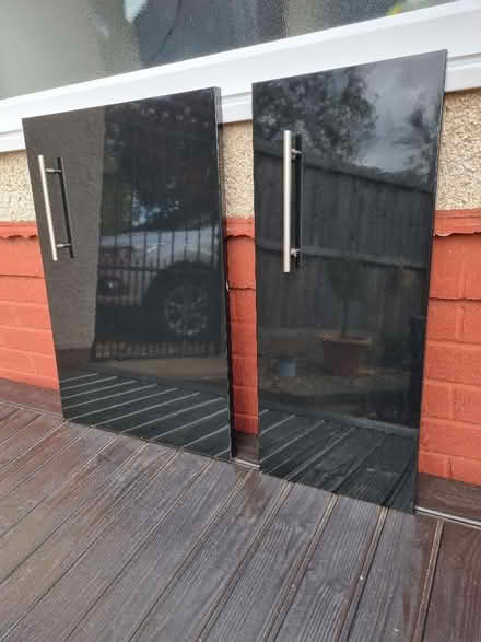 Photo of free black gloss kitchen cabinet doors (Longley S5) #1