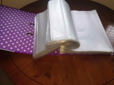 Photo of free A4 Folder with plastic wallets (Burnham) #1
