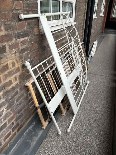Photo of free Bed and mattress (se15 6tl) #3
