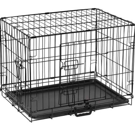 Photo of Dog crate / cage - medium size (Wainscott) #1