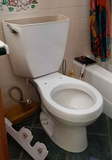 Photo of free Kohler 1.6 gpf toilet (Fairfax, near Bike Museum) #1