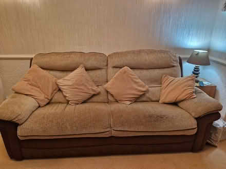 Photo of free Large sofa (Leominster HR6) #1