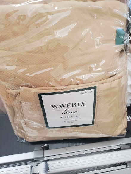 Photo of free King sheet set (Fremont, near downtown BART) #1
