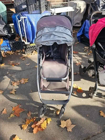 Photo of free Uppababy Cruze (Sunnyside 48th Street) #2