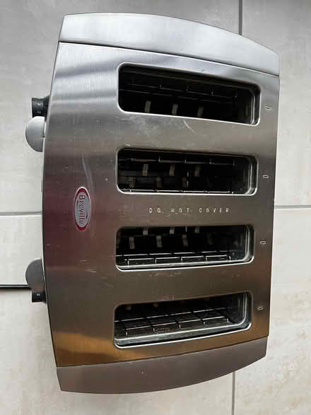 Photo of free Breville TT33 4 Slice Toaster (LS23 6FA) #3