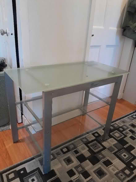 Photo of free TV Table Stand (Cardonald G52) #1