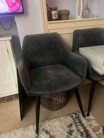Photo of free 3 dining chairs (KT8) #1
