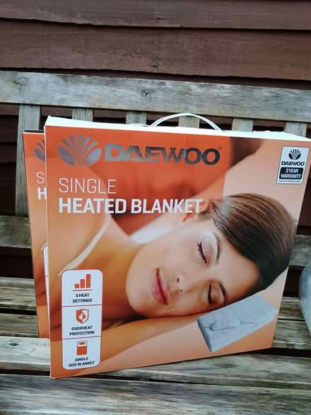 Photo of free 2 heated blankets (Bennetts End, HP3) #1