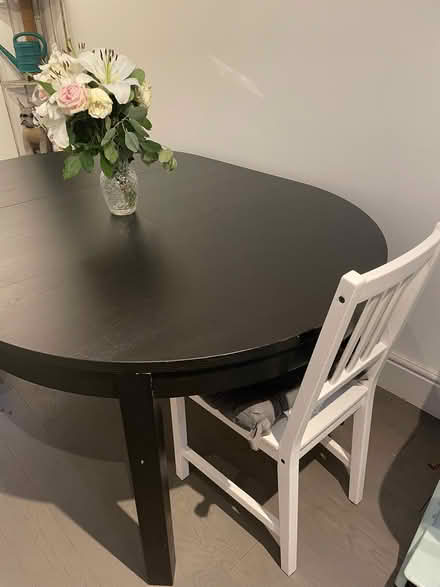 Photo of free Nice quality dining room expandable table (Notting Hill Gate W11) #3