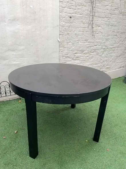 Photo of free Nice quality dining room expandable table (Notting Hill Gate W11) #1
