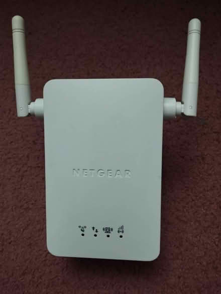 Photo of free Netgear Universal WiFi range (Whitehall) #2