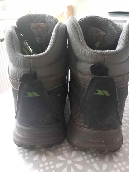Photo of free Trespass waterproof hiking boots (Mayford GU22) #2