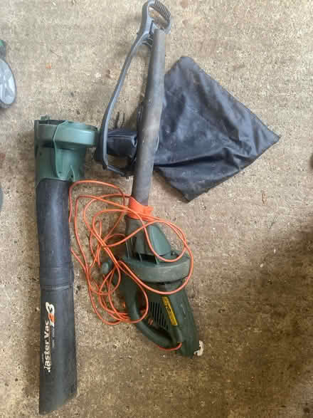 Photo of free Black & Decker Leaf Blower (Byfleet) #1