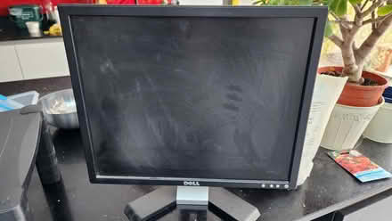 Photo of free Dell Monitor (Hounslow TW5) #1