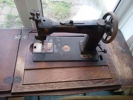 Photo of free Antique sewing machine (Wallisdown) #3
