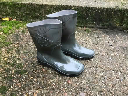 Photo of free Dunlop wellies size 9 (Chalfont St Giles) #1