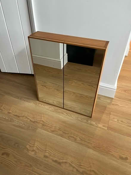 Photo of free Mirrored Bathroom cabinet (Letchworth SG6) #1