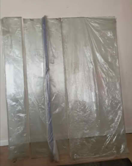 Photo of free Shower Enclosure (New) (Croydon) #2