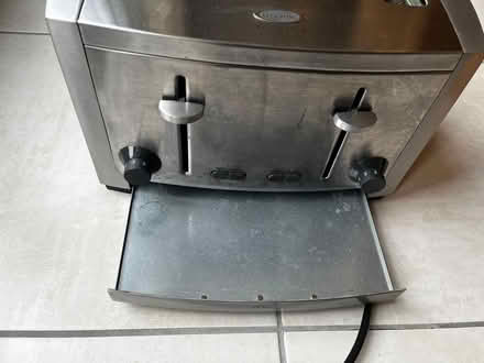 Photo of free Breville TT33 4 Slice Toaster (LS23 6FA) #2
