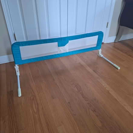 Photo of free Toddler bed rail (Naperville) #1