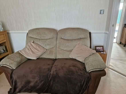 Photo of free Medium electric recliner sofa. (Leominster HR6) #2