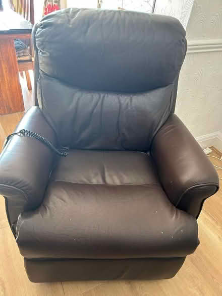 Photo of free Dark Brown Leather Recliner Chair (Temple Cowley OX4) #1