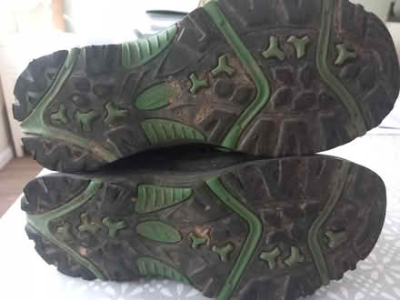Photo of free Trespass waterproof hiking boots (Mayford GU22) #4