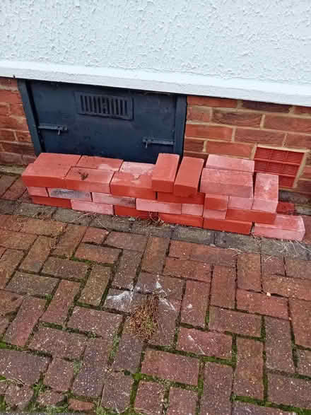 Photo of free Wickes red brickes (Battlesbridge SS11) #1