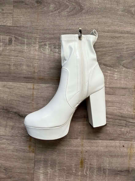 Photo of free White high heeled boots unworn (Northwood HA4) #1