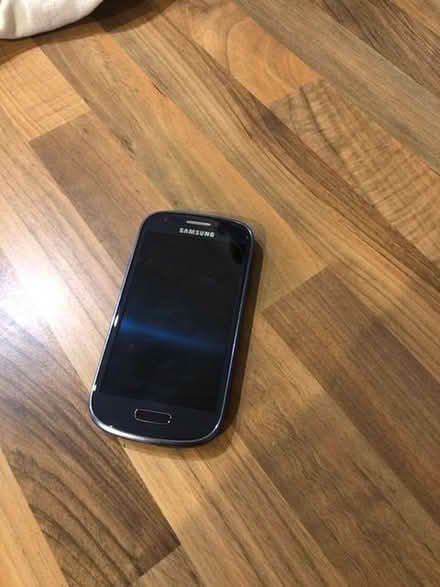 Photo of free Samsung Galaxy GT-I8190 (IP1) #1