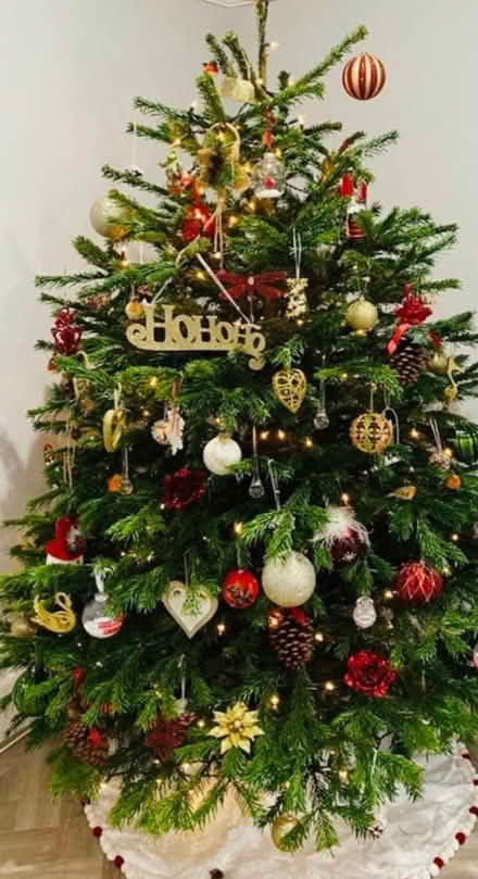 Photo of Christmas tree/decorations/lights (Compton WV3) #1