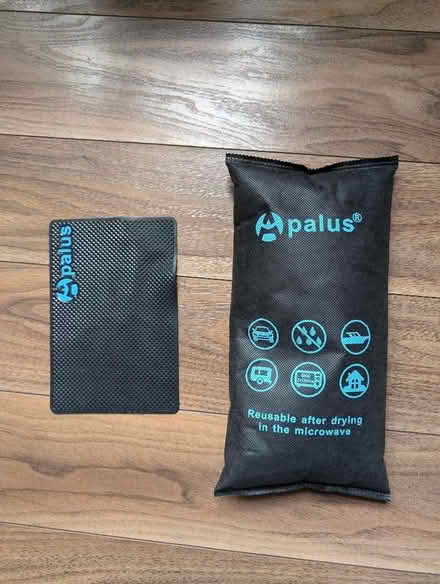 Photo of free Dehumidifing Silicone Bag (Askew Road W12) #1