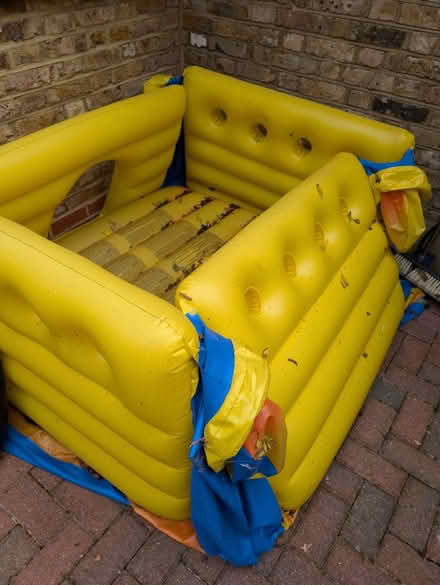 Photo of free Kids Bouncy Castle for giveaway (Hungerford Road N7 london) #1