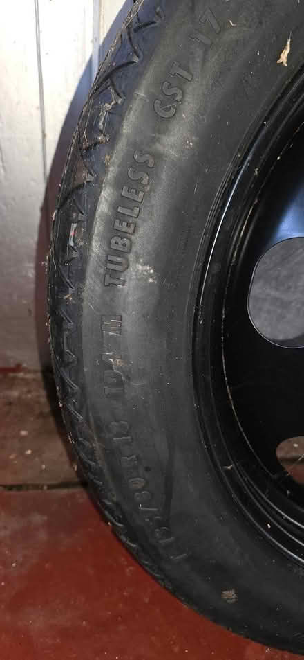 Photo of free Tyres, wheel and hubcaps (Broadway, Fleetwood) #2