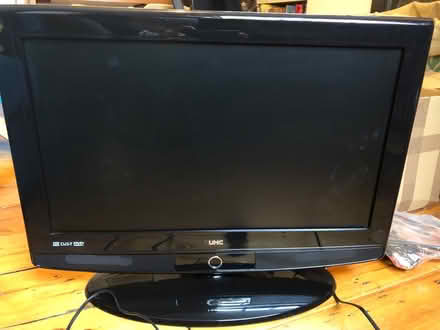 Photo of free 26inch LCD UMC TV (Canonbury N1) #1