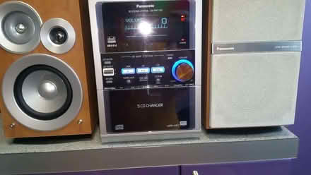 Photo of Tape player system, with speakers (Erith DA17) #2