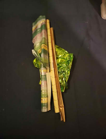 Photo of free wrapping paper (Walkley S10) #1