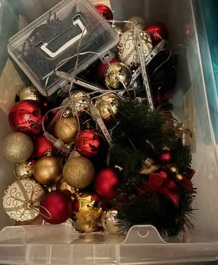 Photo of free Christmas tree and decorations (CV37 9QQ) #2