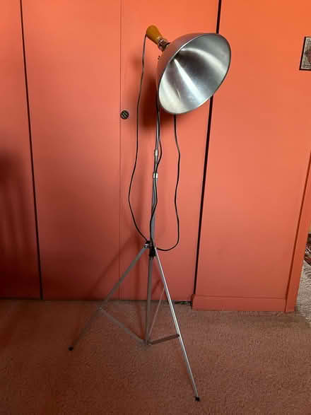 Photo of free Studio lamp, needs repair (Four Seasons) #1