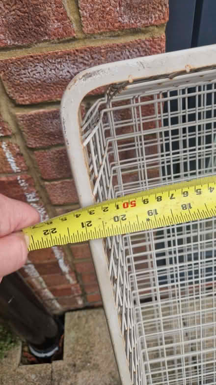 Photo of free 4 Wire frame storage baskets/drawers 95x53cm (Merry Hill WD23) #3