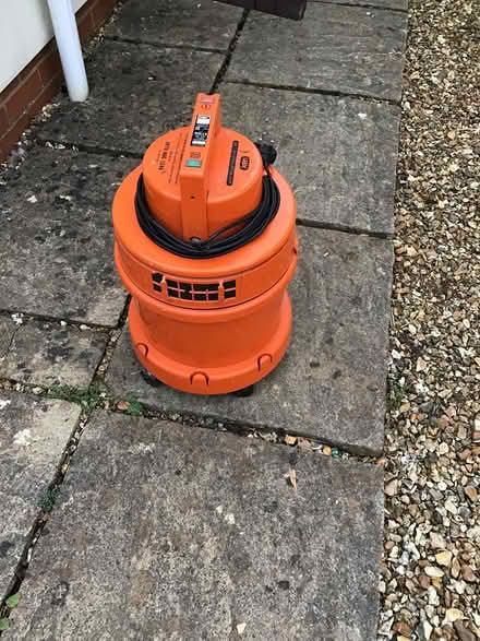 Photo of free Vax carpet and general cleaner (BA1) #1