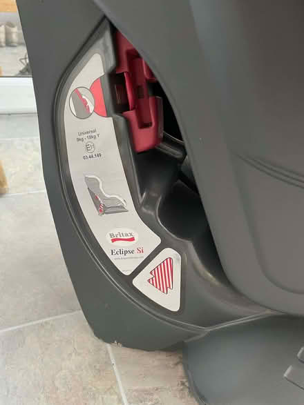 Photo of free Child's car seat (Helensburgh G84) #3
