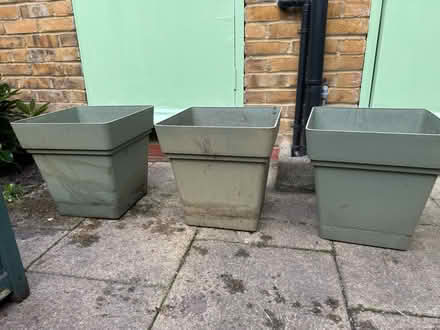 Photo of free Garden pots (Southfields SW18) #3