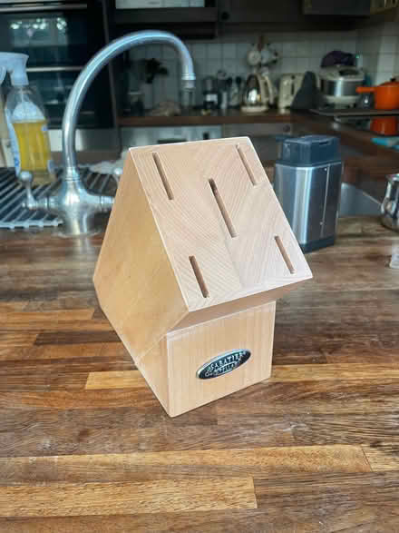 Photo of free Knife block new - Sabatier Stellar (Bengeo SG14) #2